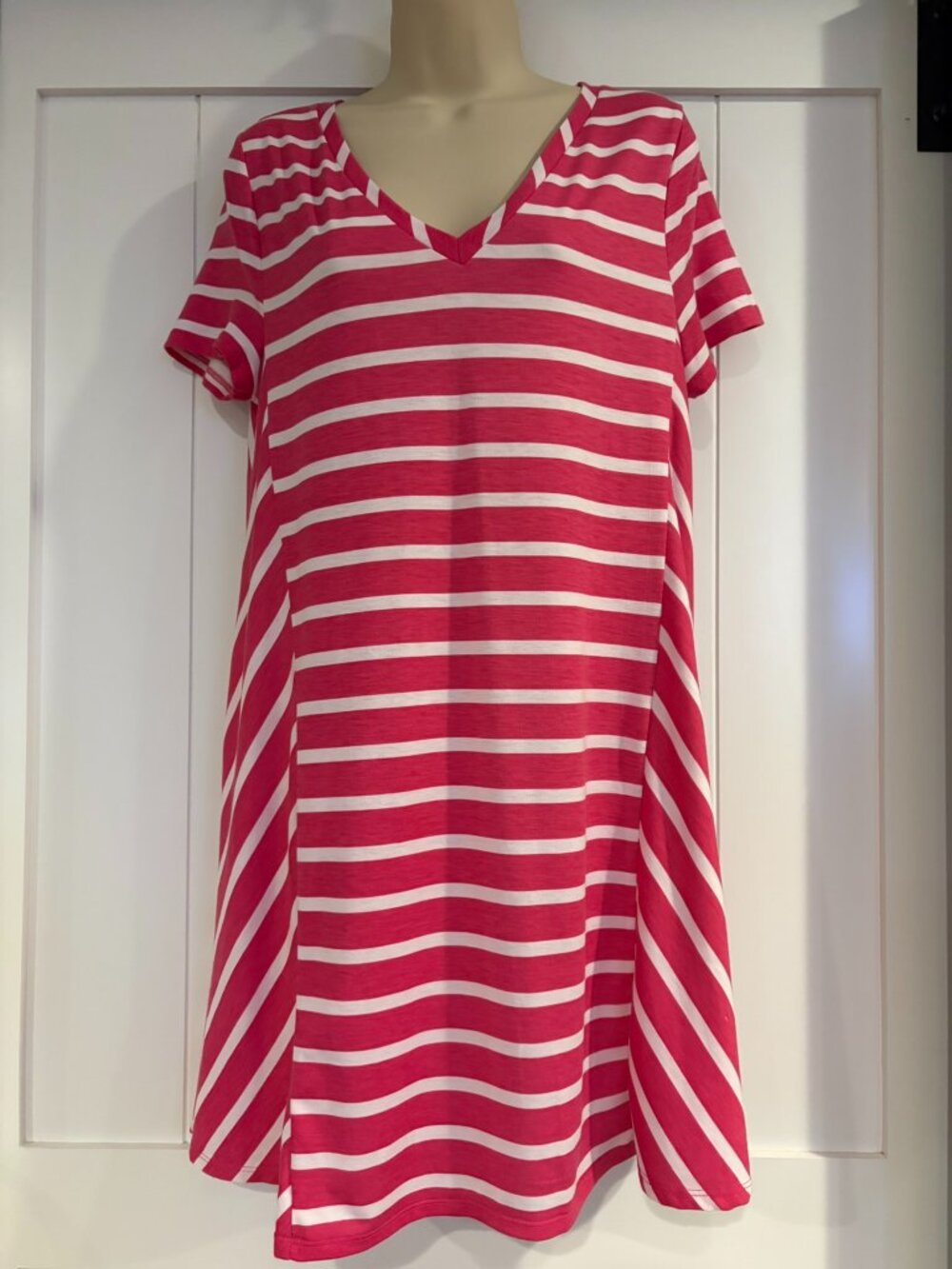 west loop pink and white stripe short sleeve V Neck Dress, Size M